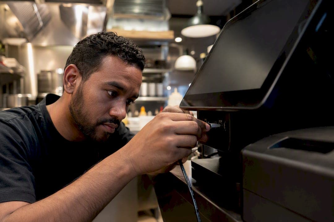 Restaurant POS integration: choosing the right approach