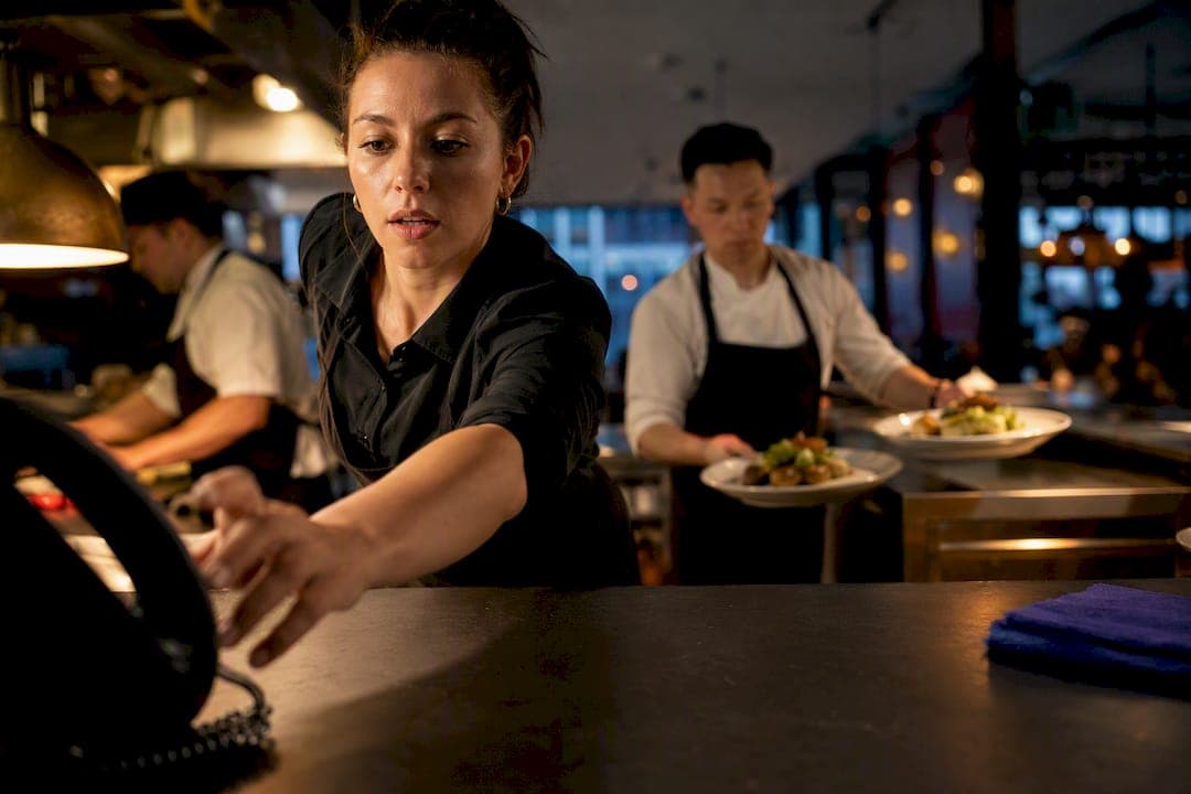 Fix Restaurant Takeout Call Overflow in a Half Day With 24/7 AI